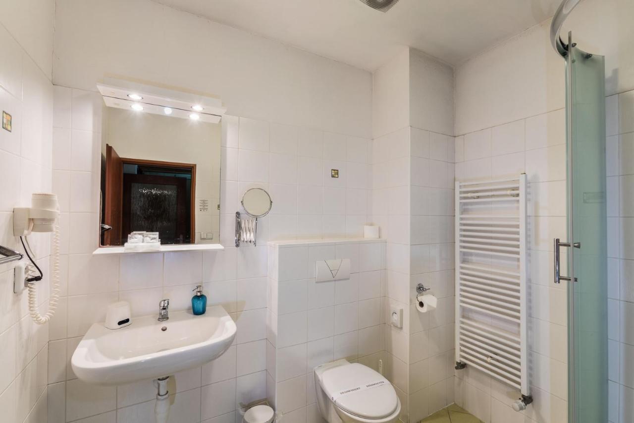 Augustus Et Otto 4* Praha